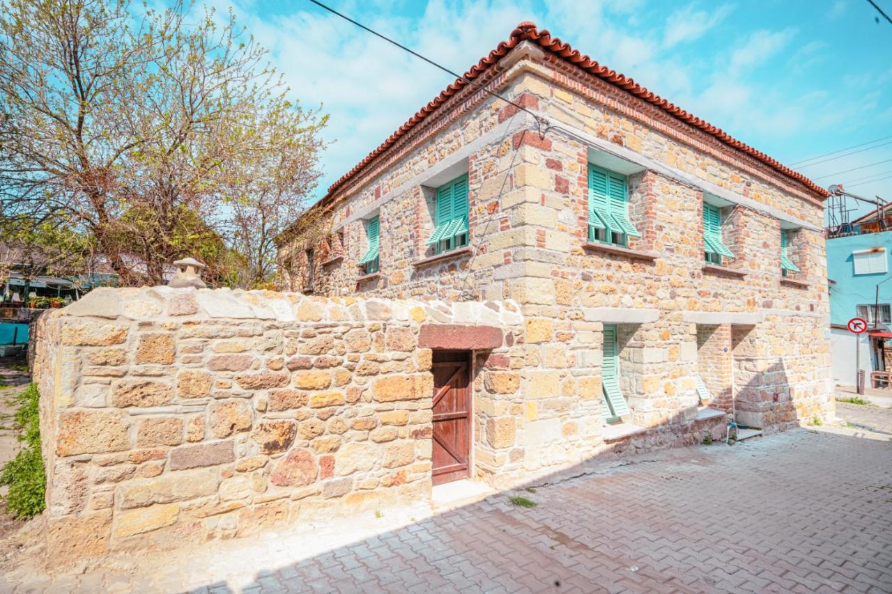 Miniq Homes 104 - The Luxurious Stone Retreat *